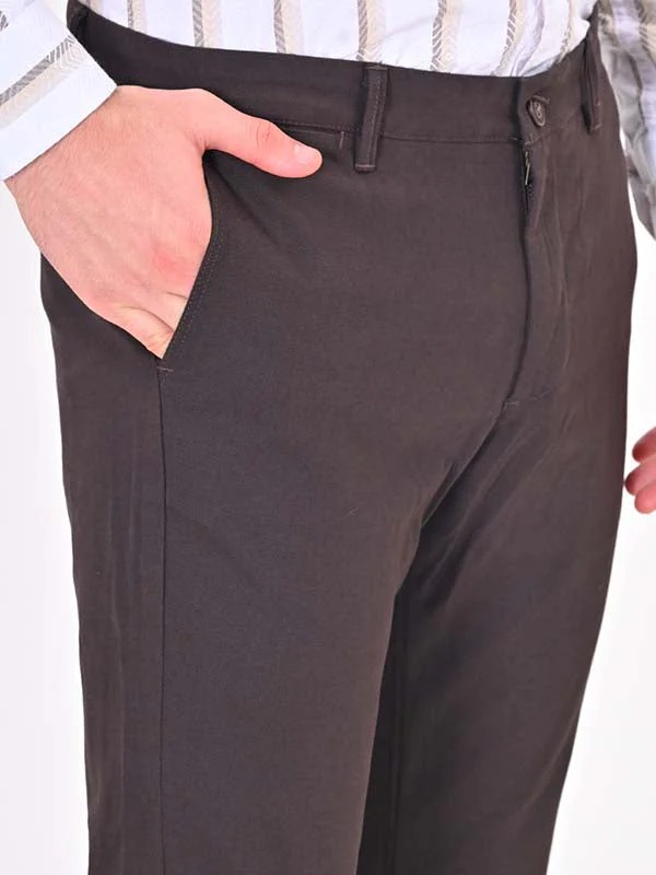 Indian Terrain Men's Slim Fit Solid Brown Trousers